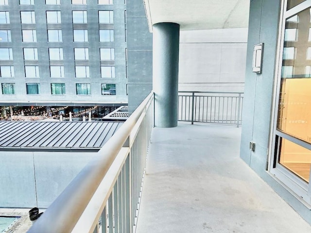 603 Davis St Unit 804, Austin, TX 78701 - view of balcony
