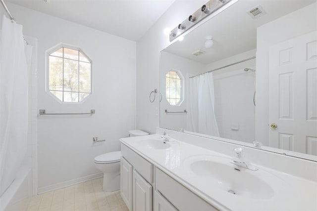 6008 Sierra Leon St, Austin, TX 78759 - bathroom with double vanity, plenty of natural light, and shower / bath combo