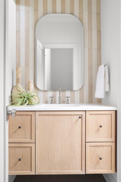 2809 Waterbank Cv, Austin, TX 78746 - bathroom featuring vanity