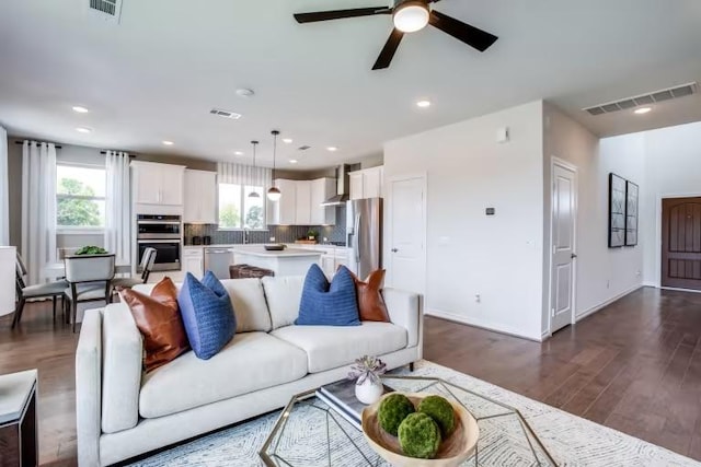 224 Inlet Ln, Leander, TX 78641 - photo 5