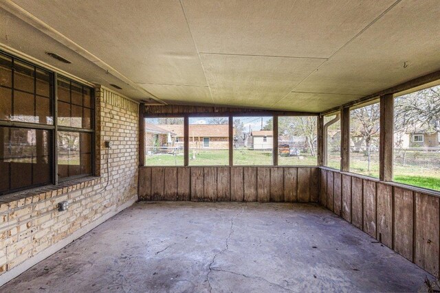 810 San Jacinto St, Lockhart, TX 78644 - view of unfurnished sunroom