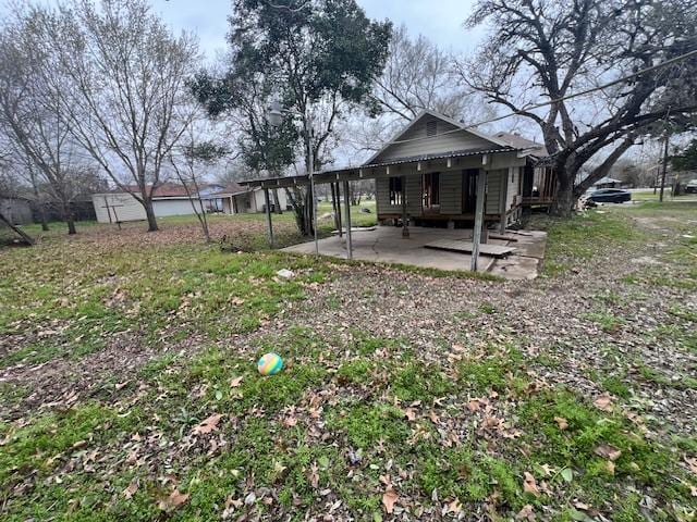 111 W Austin St, Luling, TX 78648 - back of property