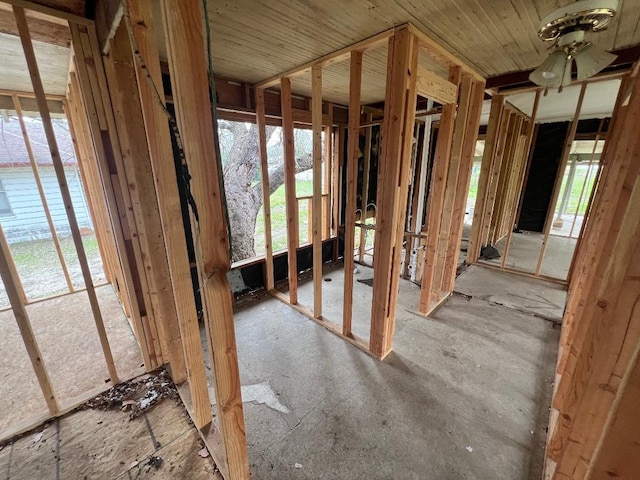 111 W Austin St, Luling, TX 78648 - view of miscellaneous room