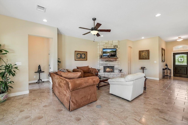 117 E Tanglebriar Ct Unit 11, Bastrop, TX 78602 - photo 6