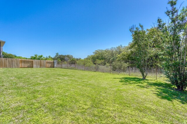 2801 Mirasol Dr, Round Rock, TX 78681 - view of yard