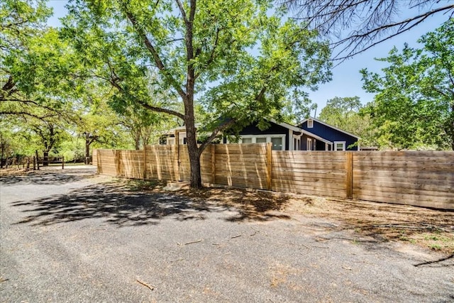 506 Shaw Ave, Fredericksburg, TX 78624 - photo 38