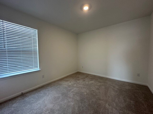 12402 Purple Prairie Ln, Buda, TX 78610 - photo 26