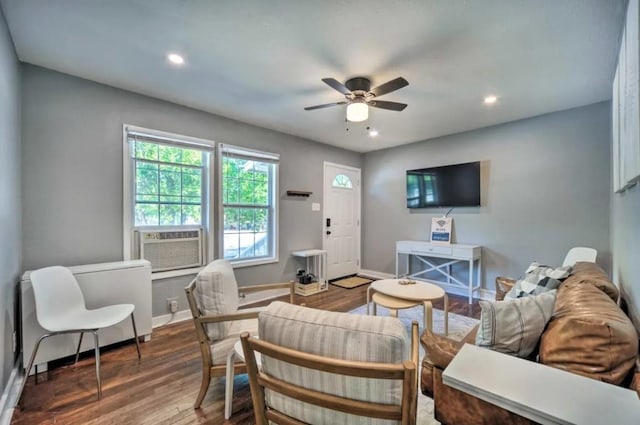 1026 Haynes St Unit 28, San Marcos, TX 78666 - living area featuring a ceiling fan, wood finished floors, recessed lighting, and cooling unit