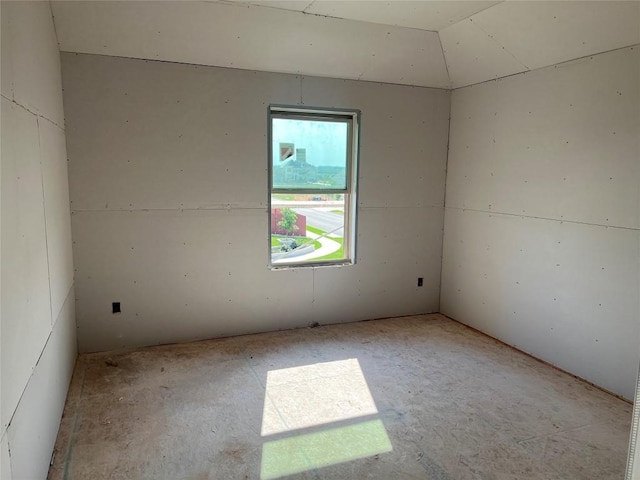940 Sunny Ridge Dr, Leander, TX 78641 - empty room with vaulted ceiling