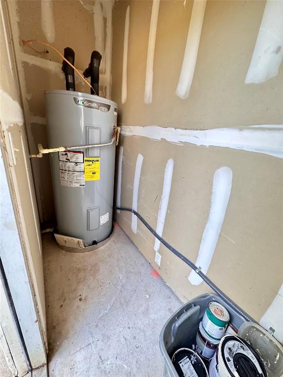 175A Michaelis Unit A, Kyle, TX 78640 - utilities featuring water heater