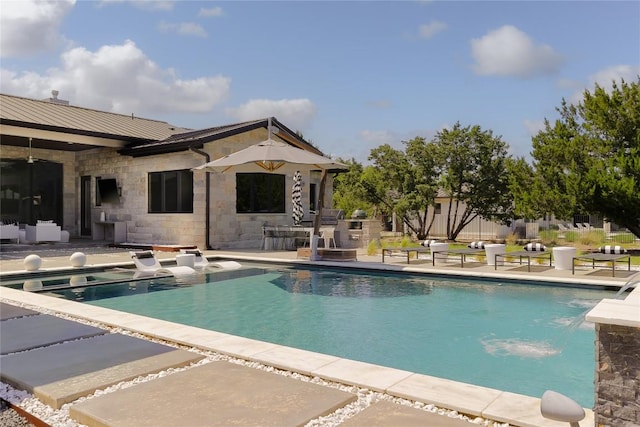 7817 Orisha Dr, Austin, TX 78739 - view of swimming pool featuring a patio area and a fenced in pool