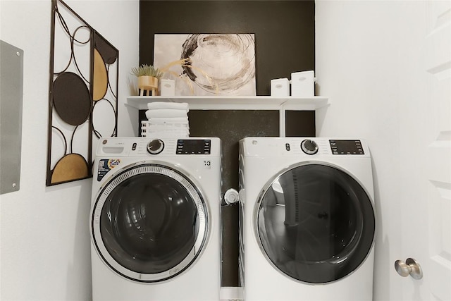 200 Ridgewell Loop, Georgetown, TX 78633 - washroom featuring washing machine and dryer