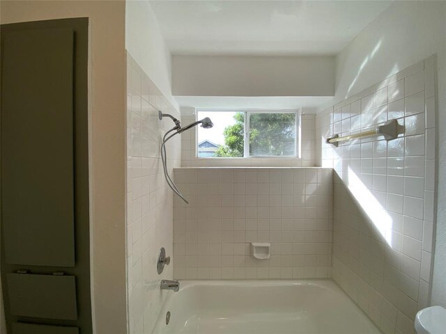 12318 Marogot Run, Austin, TX 78758 - bathroom featuring tub / shower combination