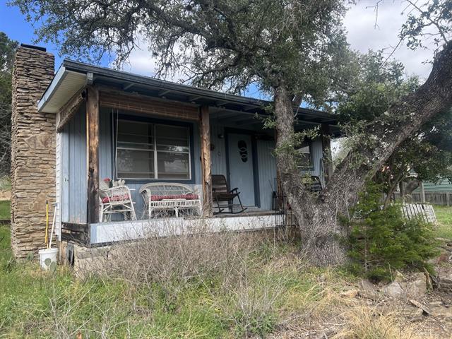 711 Council St, Burnet, TX 78611 - photo 10