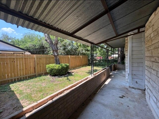 606 Springdale Rd, Austin, TX 78702 - view of patio / terrace