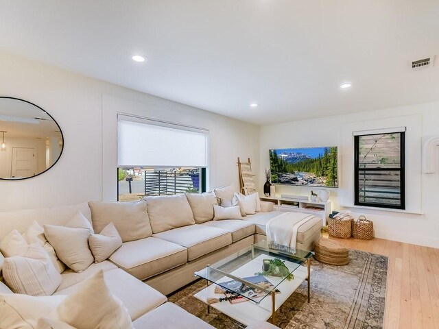 207 El Paso St, Austin, TX 78704 - photo 5