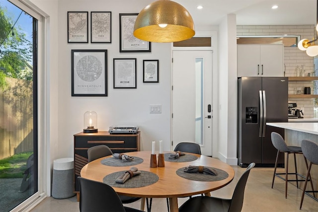 4907 Delores Ave, Austin, TX 78721 - dining room featuring recessed lighting