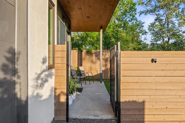4907 Delores Ave, Austin, TX 78721 - view of gate