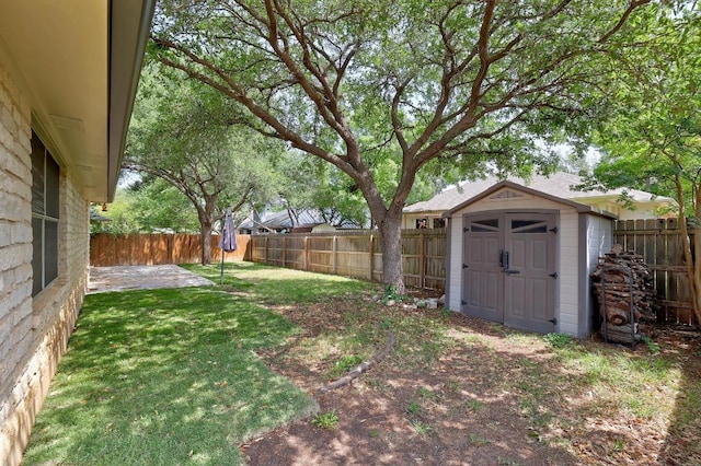 2616 Glenwood Trl, Cedar Park, TX 78613 - view of yard featuring a patio area