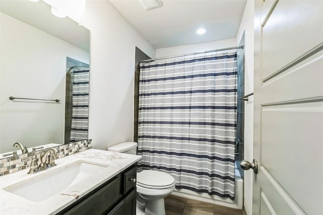 18705 Alonso Pl, Austin, TX 78738 - full bath with vanity, shower / bath combo with shower curtain, recessed lighting, and tile patterned floors