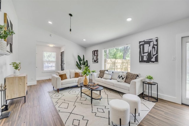 12710 Heinemann Dr, Austin, TX 78727 - photo 5