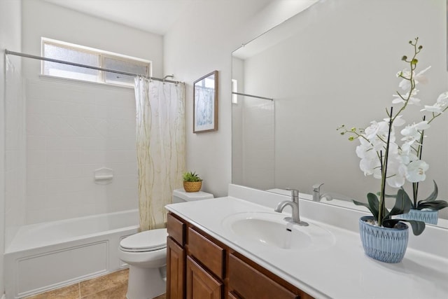 2529 Mirasol Loop, Round Rock, TX 78681 - full bath featuring vanity, toilet, and shower / bath combo