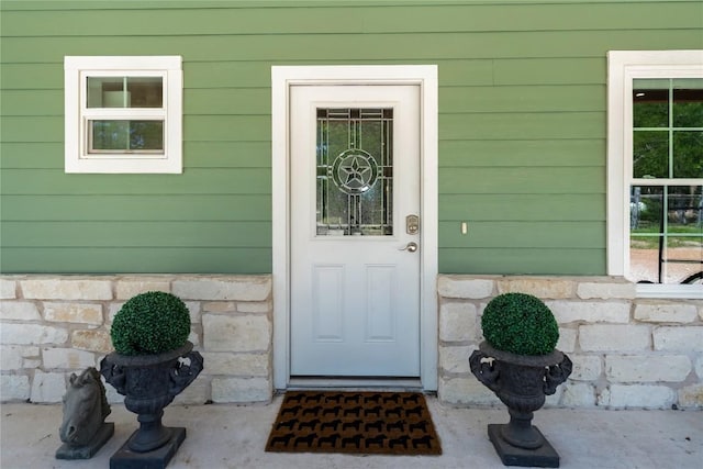 view of exterior entry
