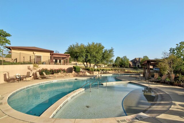 111 Antonio Way Unit 5A, Austin, TX 78734 - community pool with a patio