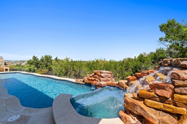 16216 Zagros Way, Austin, TX 78738 - view of swimming pool with a pool with connected hot tub
