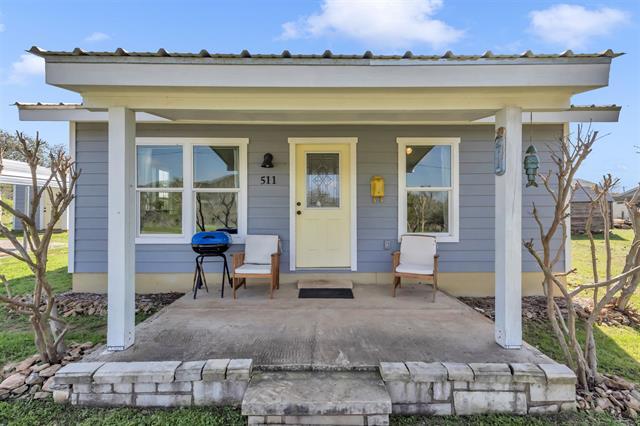 511 Lakeway, Burnet, TX 78611 - photo 2