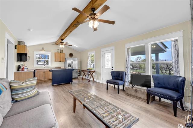 511 Lakeway, Burnet, TX 78611 - photo 5