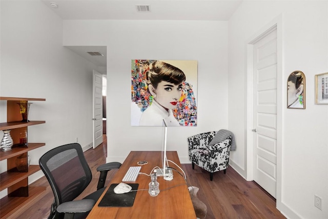 5368 Agatha Cir, Austin, TX 78724 - office area featuring wood finished floors and baseboards