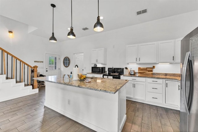 893 E Mather St, New Braunfels, TX 78130 - photo 2
