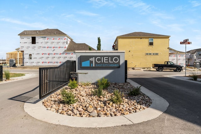 17508 Emperador Dr Unit 65, Pflugerville, TX 78664 - view of community sign