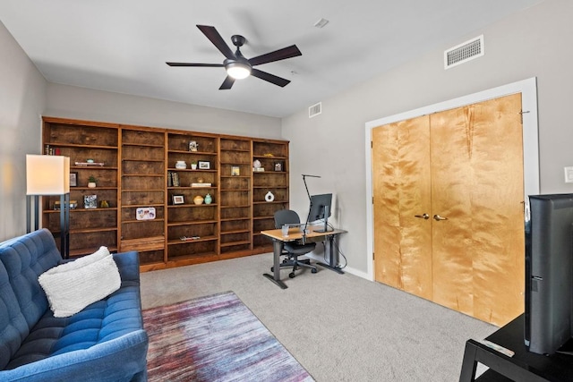 503 Swanee Dr Unit 11, Austin, TX 78752 - carpeted living room with a ceiling fan