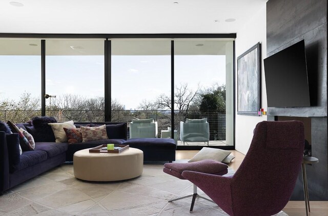 4607 Laurel Canyon Dr, Austin, TX 78731 - living area with expansive windows