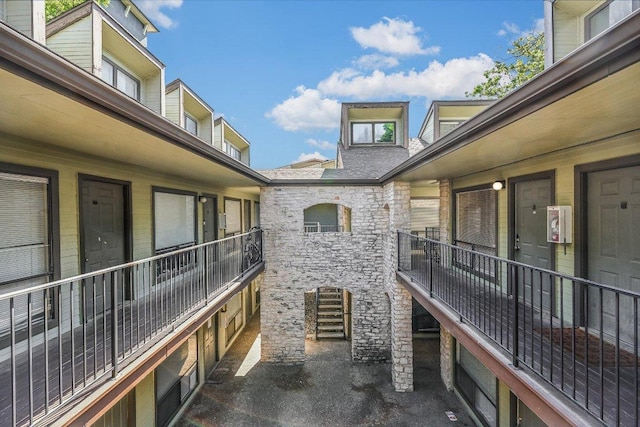 2815 Rio Grande St Unit 211, Austin, TX 78705 - view of patio
