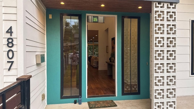 view of property entrance