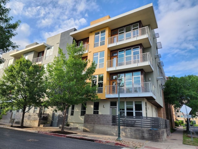 1320 Robert Browning St Unit 409, Austin, TX 78723 - photo 2