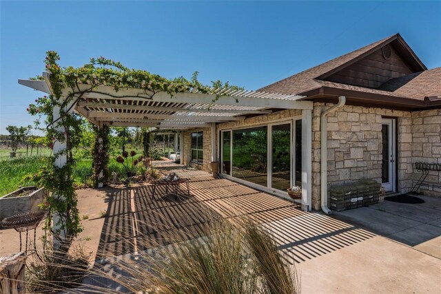 358 Easley Rd, Smithville, TX 78957 - view of patio / terrace with a pergola