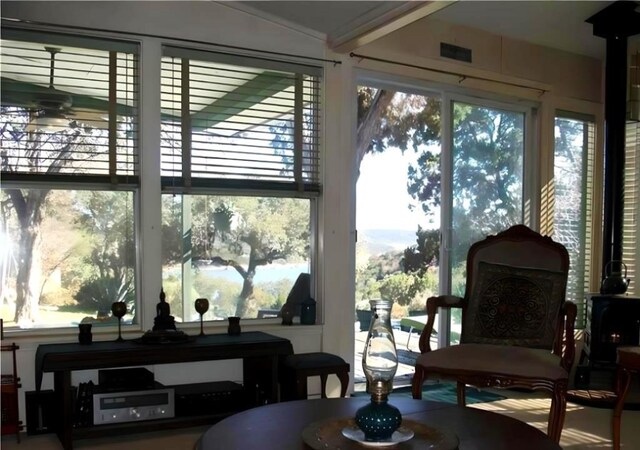 18201 Gregg Bluff Rd, Jonestown, TX 78645 - view of sunroom / solarium
