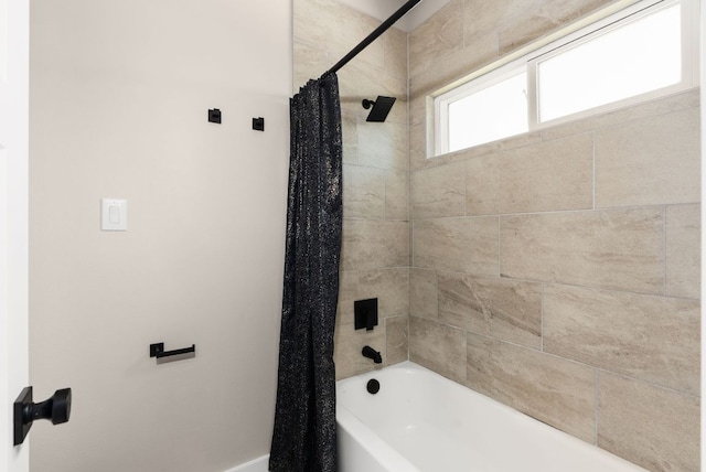 347 Stars And Stripes, Fischer, TX 78623 - full bath featuring shower / tub combo with curtain