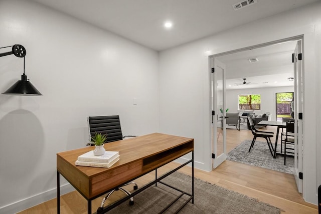 5406 Emerald Forest Dr, Austin, TX 78745 - home office featuring ceiling fan, light wood finished floors, recessed lighting, baseboards, and visible vents