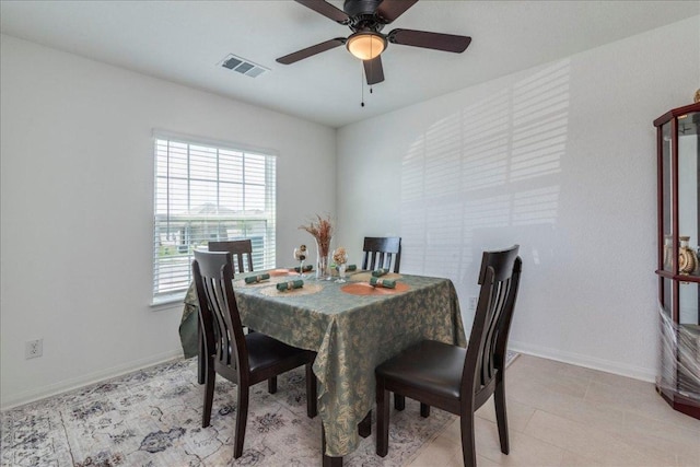 17216 Farmhouse Ln, Elgin, TX 78621 - dining area featuring baseboards and ceiling fan
