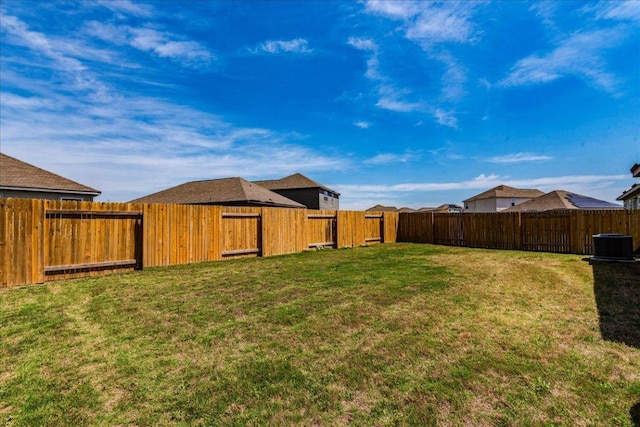 17216 Farmhouse Ln, Elgin, TX 78621 - view of yard featuring cooling unit