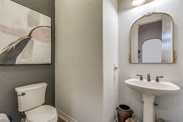 29047 Hobblebush, San Antonio, TX 78260 - bathroom with toilet
