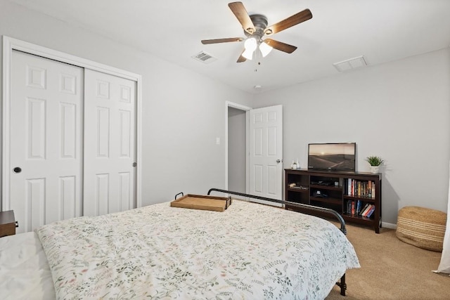 19000 Obed River Dr, Pflugerville, TX 78660 - bedroom with a closet, visible vents, a ceiling fan, and light carpet