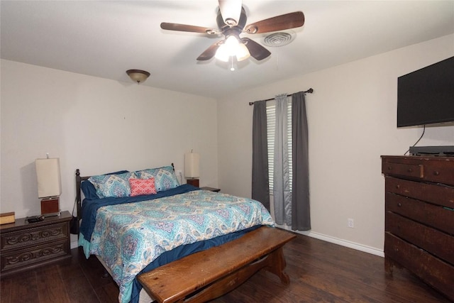 1212 Lake Terrace Dr, Elgin, TX 78621 - bedroom featuring ceiling fan, baseboards, wood finished floors, and visible vents