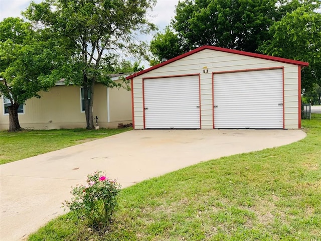 525 S Chambers St, Giddings, TX 78942 - photo 5