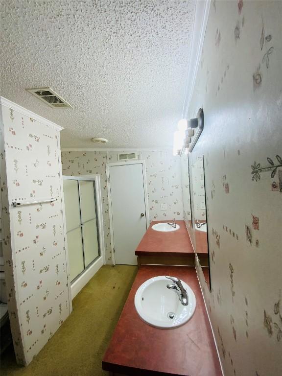 525 S Chambers St, Giddings, TX 78942 - photo 21